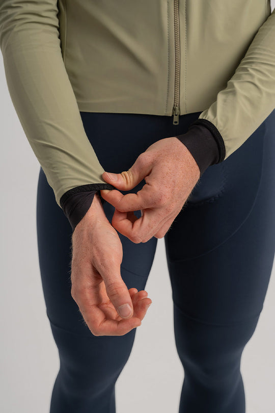 Chaqueta ligera y compacta para ciclismo en carretera