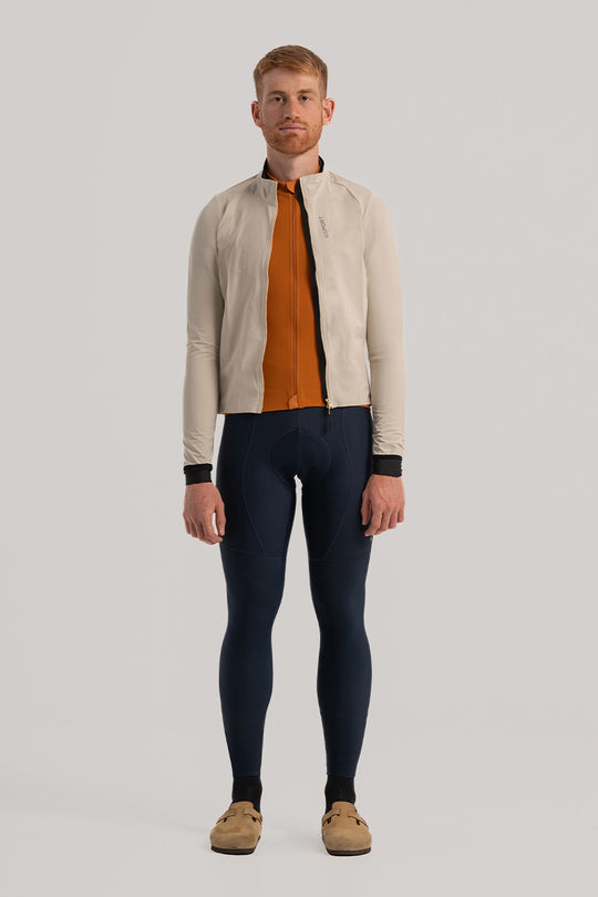 Chaqueta ligera y compacta para ciclismo en carretera