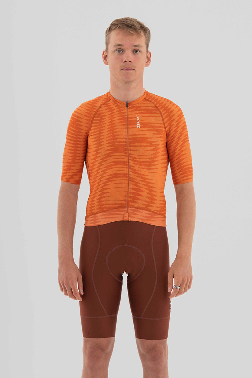 maillot de ciclismo visible en carretera