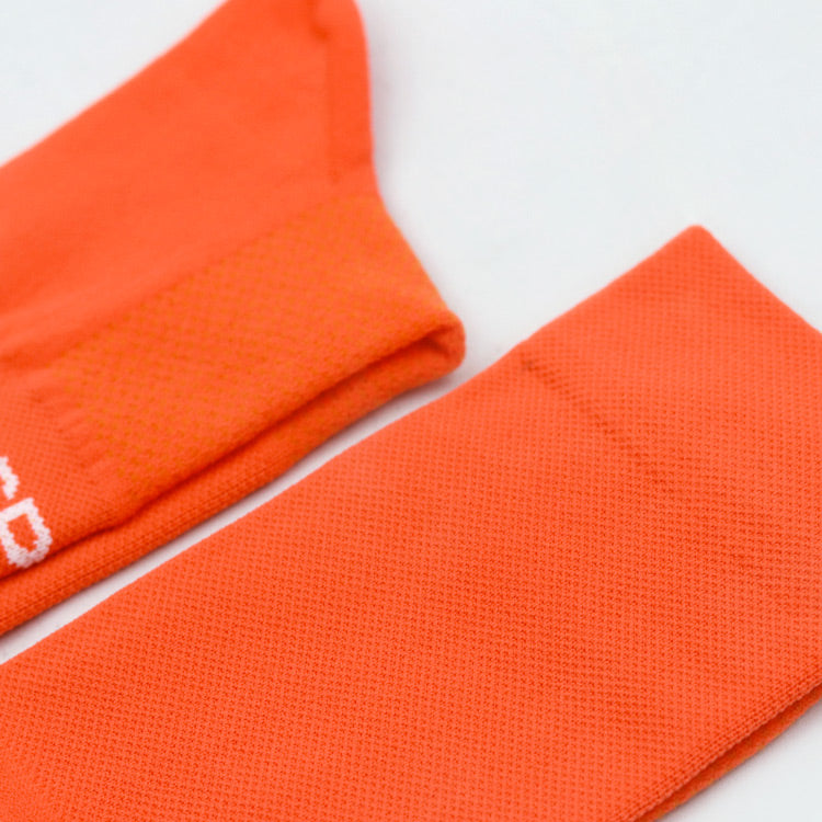 calcetines cycling orange ligeros comodos compresivos hilos tejidos gsport naranjas