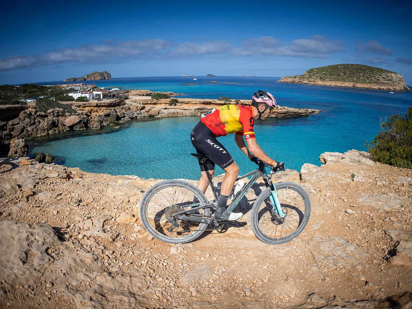 Sergio Mantecón en la Vuelta a Ibiza 2023