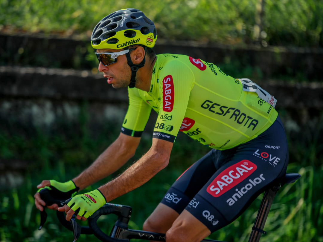 GSPORT SALTA PARA PORTUGAL COM EQUIPA DE CICLISMO SABGAL ANICOLOR