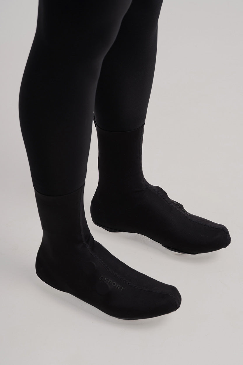 Ajuste perfecto con goma inferior – Compatible con todo tipo de calas.