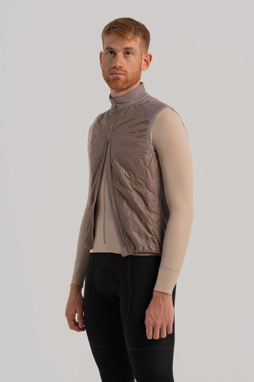 Microperforaciones en la espalda – Mayor ventilación y confort durante el esfuerzo.