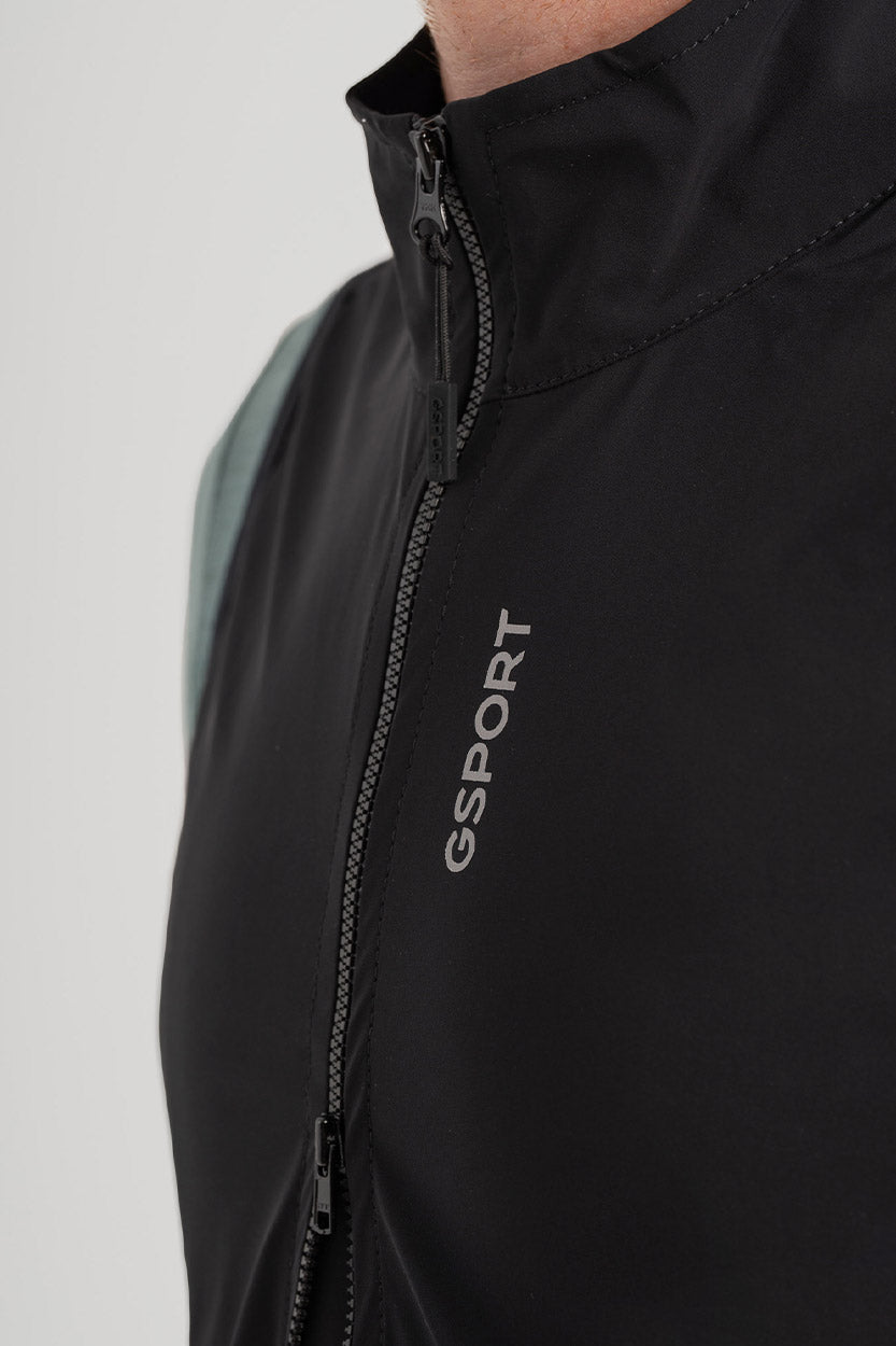 Detalles reflectantes para mayor seguridad.