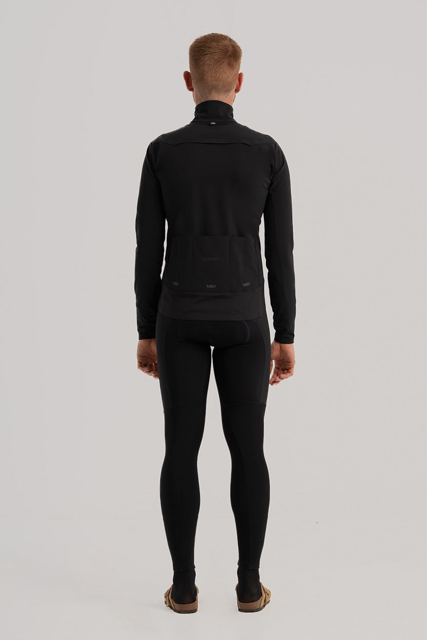 Interior Primaloft® ultraligero – Calidez eficiente sin añadir peso.
Chaleco desmontable Primaloft® de borrego – Extra abrigo y termorregulación.