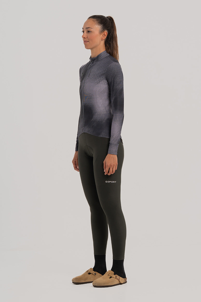 Maillot ONE de Invierno: Tejido afelpado ideal para entretiempo y climas suaves. Comodidad y rendimiento en cada ruta.