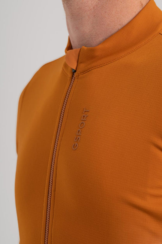 Cremallera YKK® Vislon® – Bloqueo semiautomático y protección anti-roce.