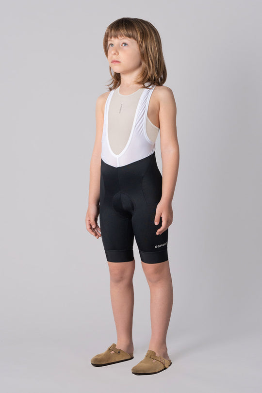 Tirantes de rejilla horizontal confeccionados con un tejido muy elástico y transpirable.