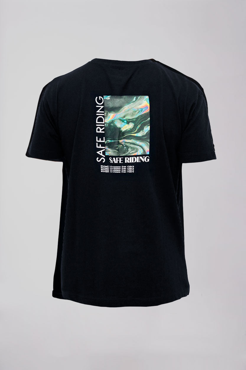 Camiseta para pilotagem segura