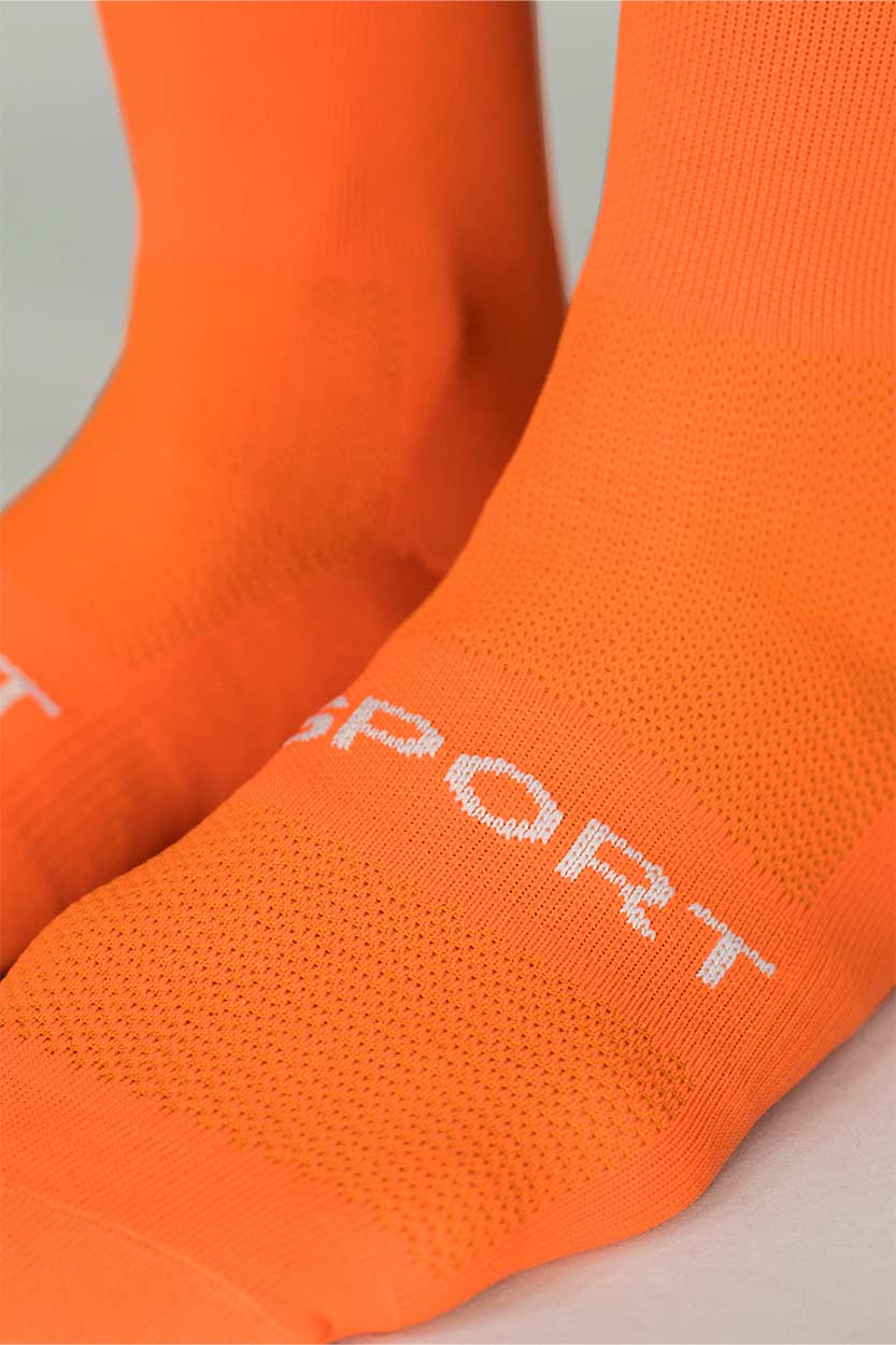 calcetines cycling orange ligeros comodos compresivos hilos tejidos gsport naranjas